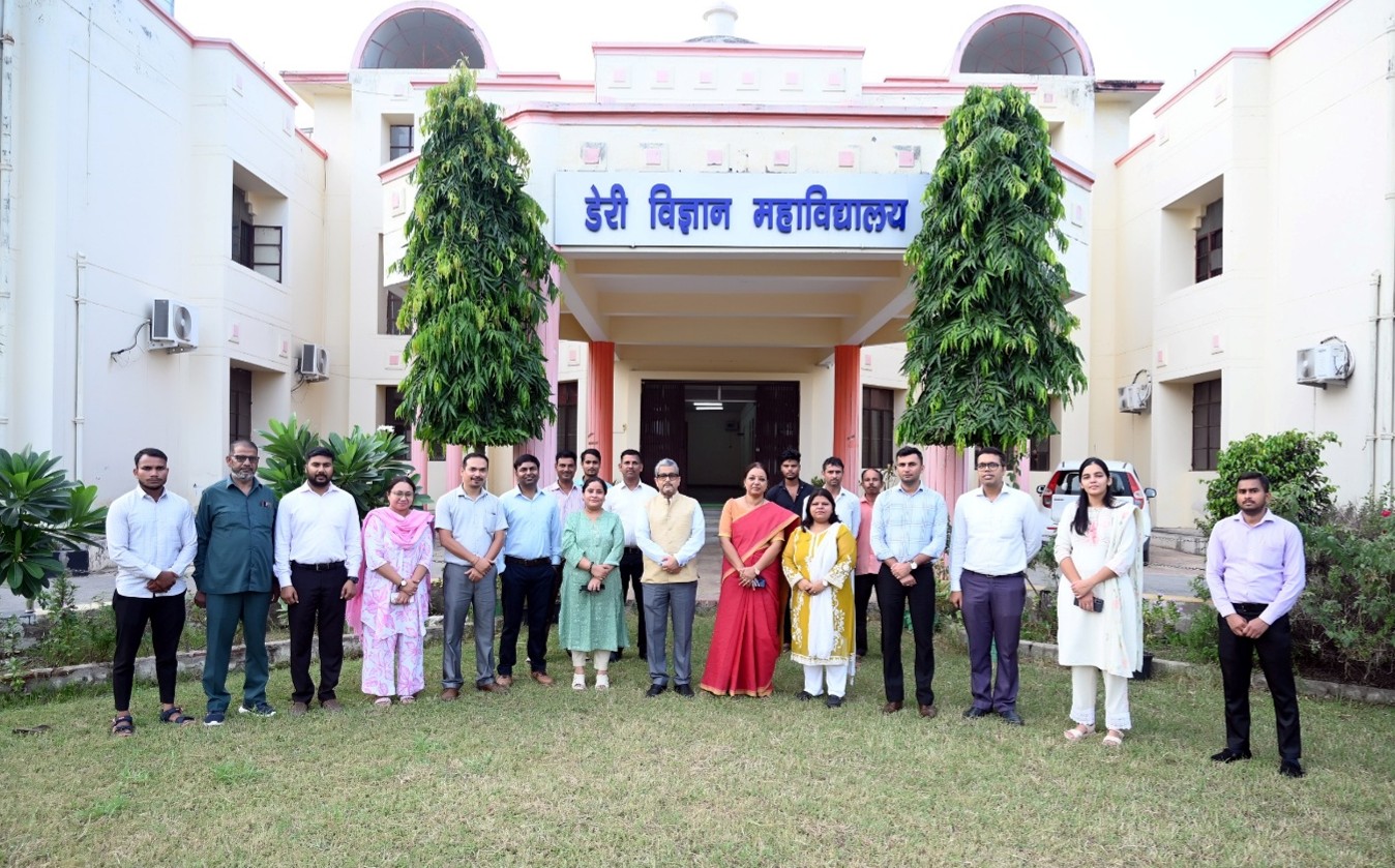 Hon’ble Vice Chancellor, Dr. Abhijit Mitra visited College of Dairy Science (09 October, 2025)