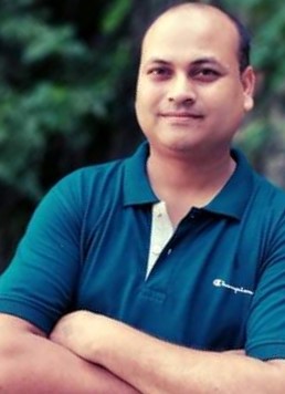 Dr. Avneesh Kumar