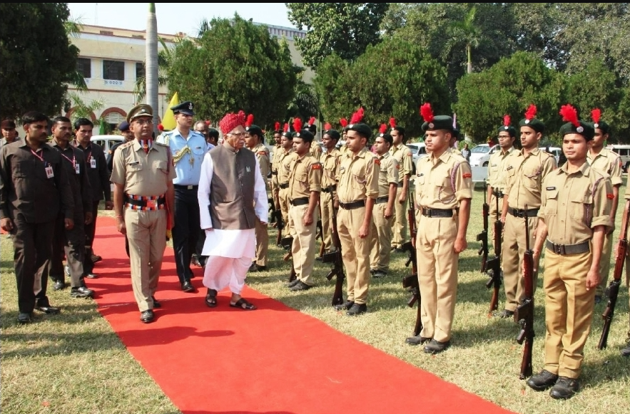 Guard of Honour to Hon'ble Governor